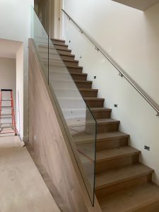 Base shoe with cladding 2