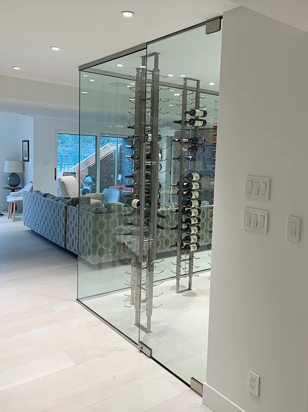 Glass wine room