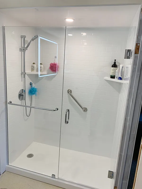 Wall hung door and panel no header